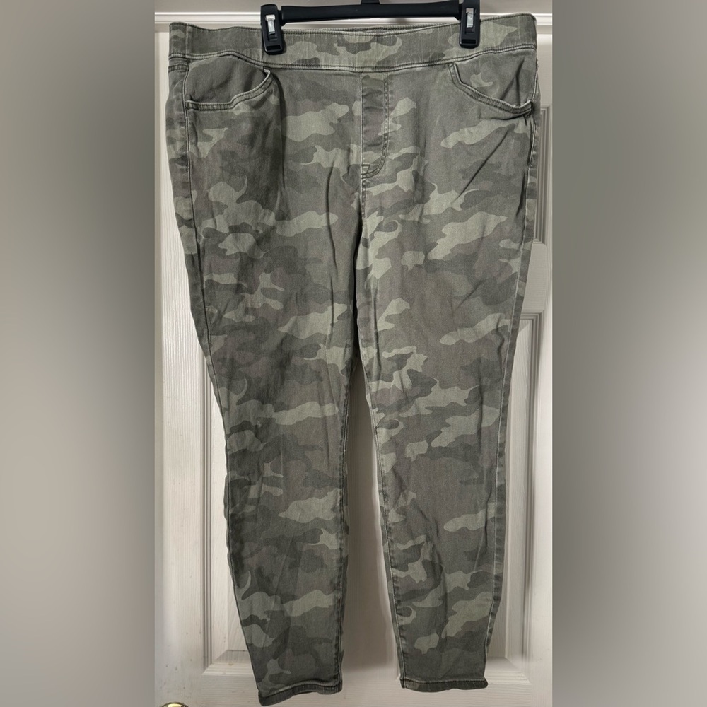 Sonoma Camo Jegging 18W